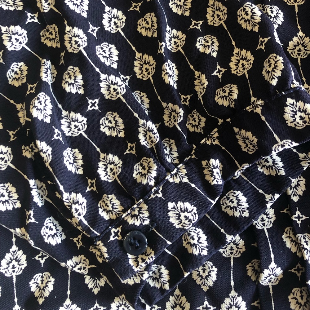 Blouse with 3/4 length sleeve
